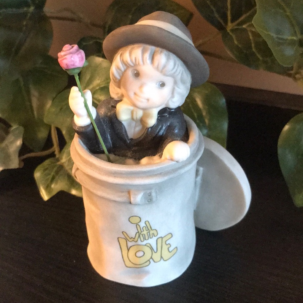 ⭐️3/$15⭐️ 2000 KIM ANDERSON Happy Birthday!